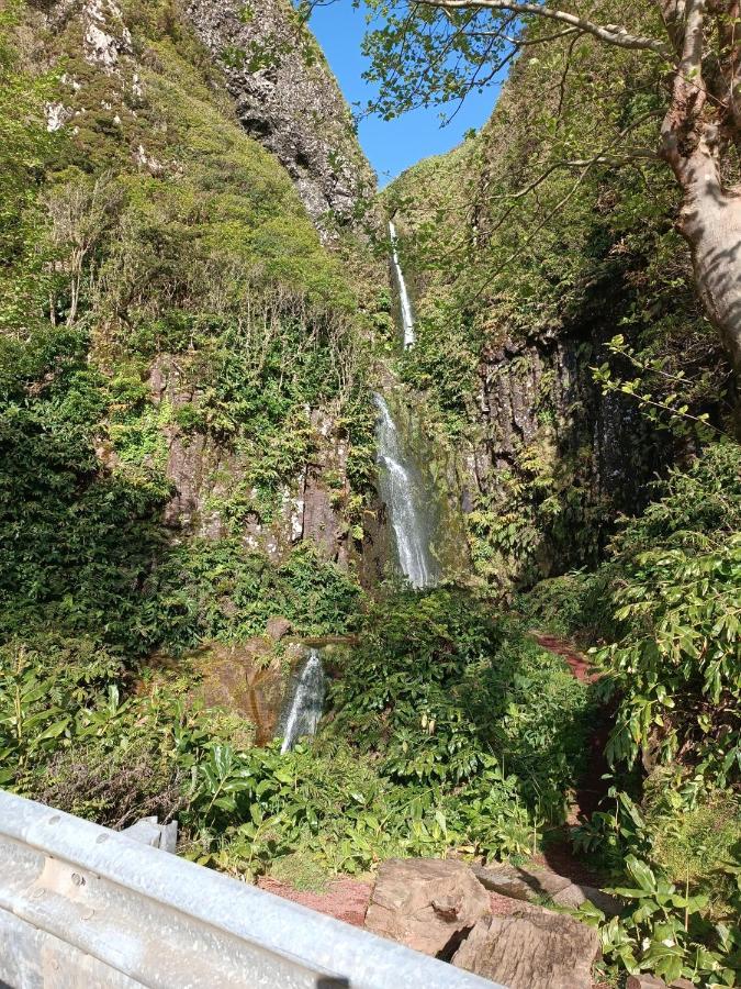 Alojamento Local M&I Lajes das Flores المظهر الخارجي الصورة