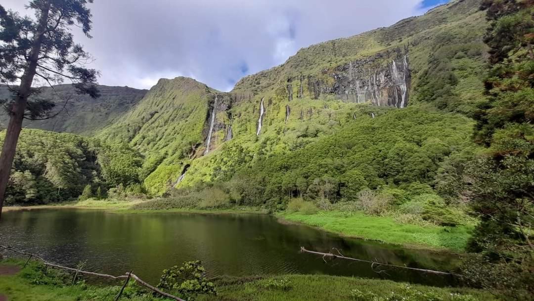 Alojamento Local M&I Lajes das Flores المظهر الخارجي الصورة