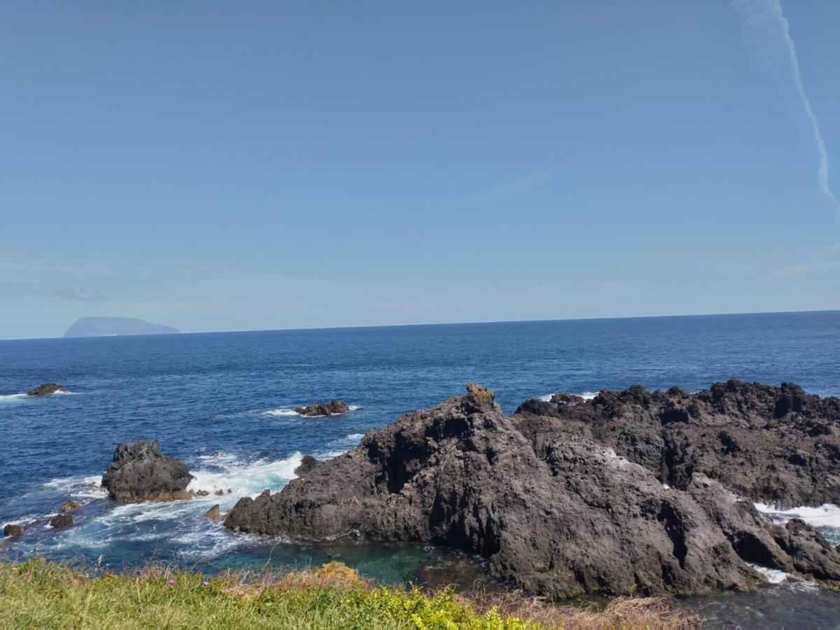 Alojamento Local M&I Lajes das Flores المظهر الخارجي الصورة