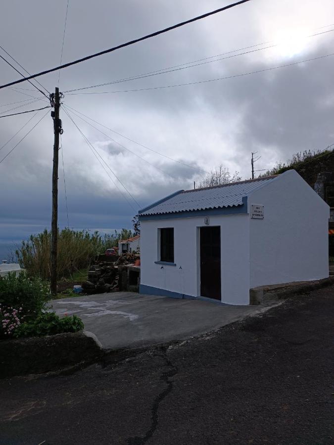 Alojamento Local M&I Lajes das Flores المظهر الخارجي الصورة